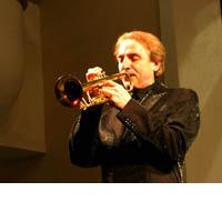 Portrait of Allen Vizzutti
