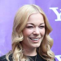 Portrait of LeAnn Rimes