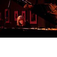 Portrait of Marilyn Crispell