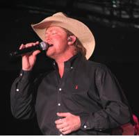 Portrait of Tracy Lawrence