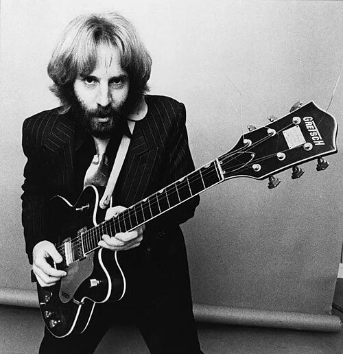 Portrait of Andrew Gold