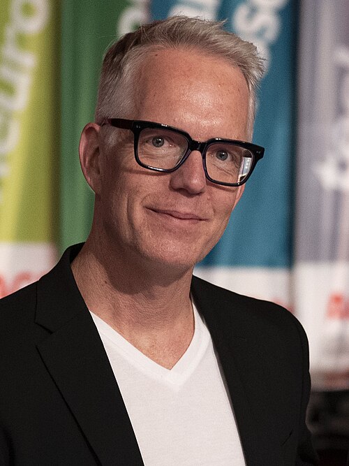 Portrait of Chad Lawson