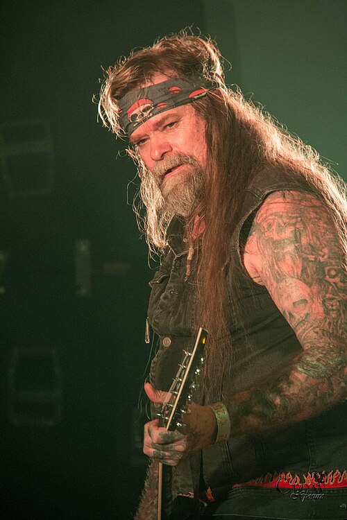 Portrait of Chris Holmes