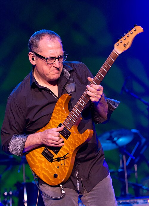 Portrait of Chuck Loeb