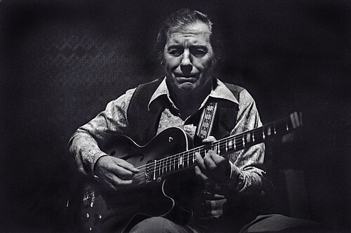 Portrait of Chuck Wayne