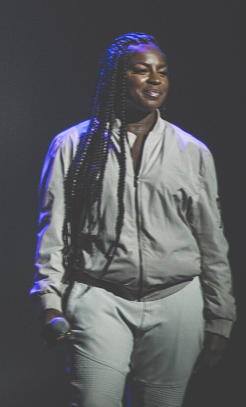 Portrait of Ester Dean