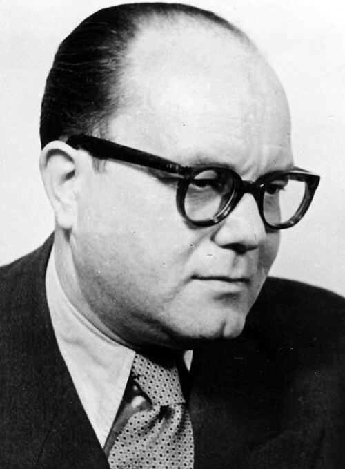 Portrait of Fred Raymond