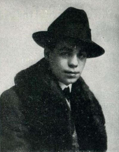 Portrait of Harry Carroll