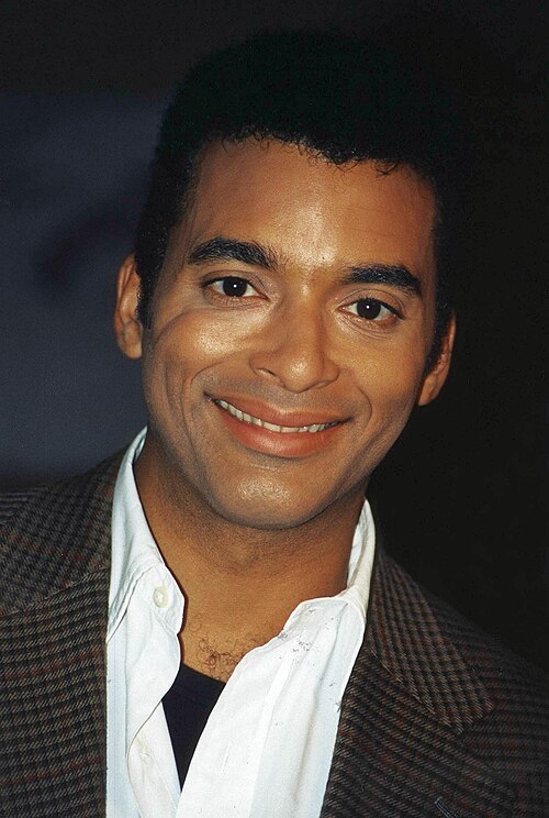 Portrait of Jon Secada