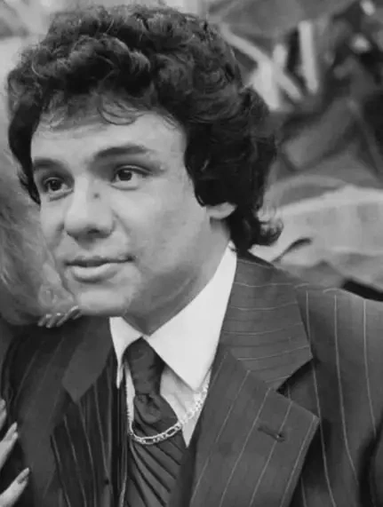 Portrait of Jose Jose