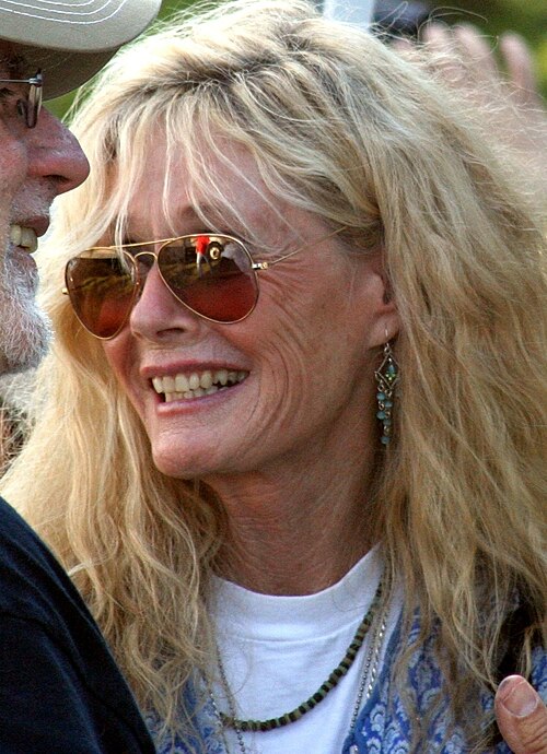 Portrait of Kim Carnes