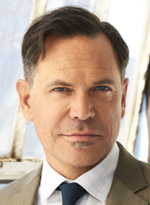 Portrait of Kurt Elling