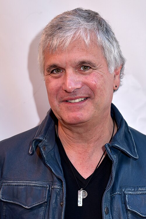 Portrait of Laurence Juber