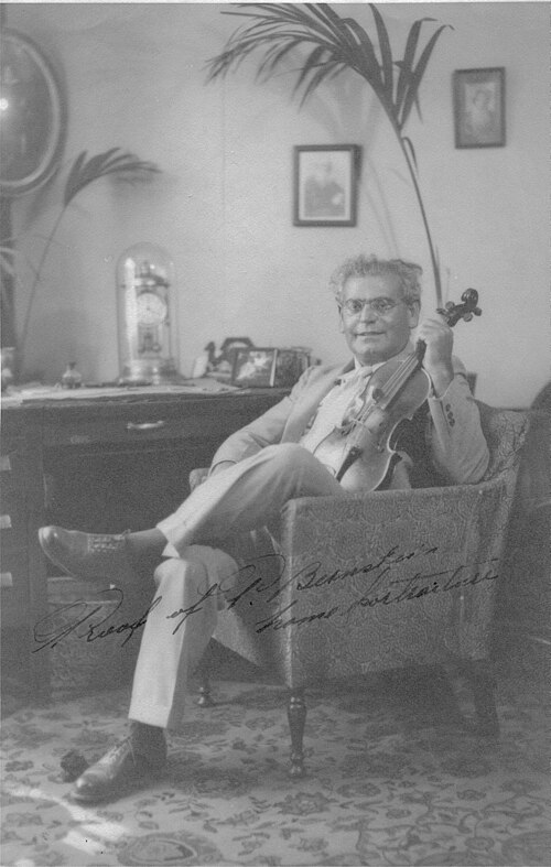 Portrait of Leo Portnoff