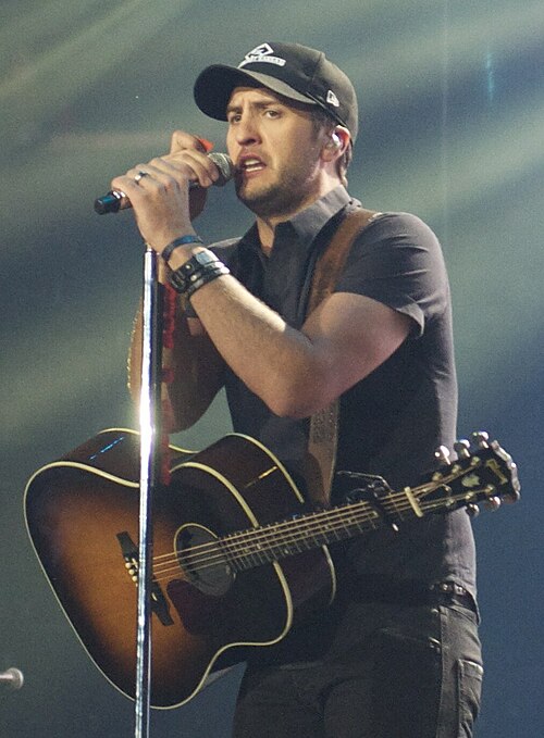 Portrait of Luke Bryan