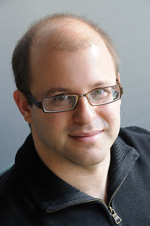 Portrait of Scott Gendel