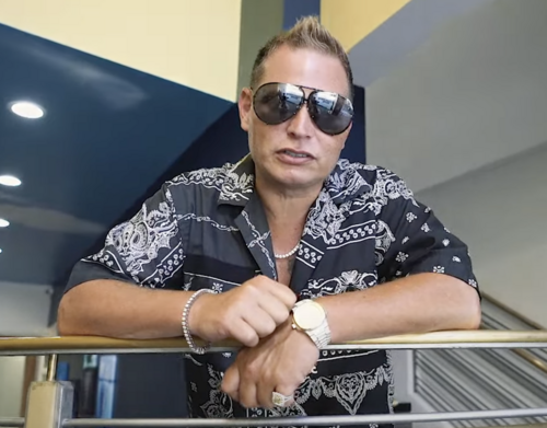 Portrait of Scott Storch