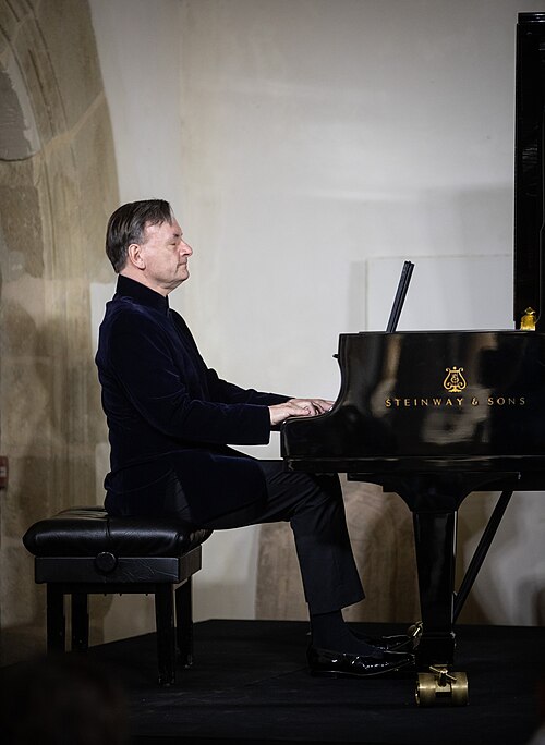 Portrait of Stephen Hough