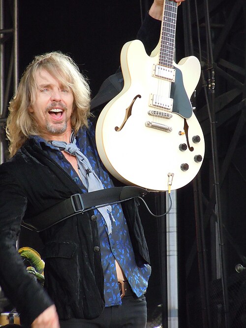 Portrait of Tommy Shaw