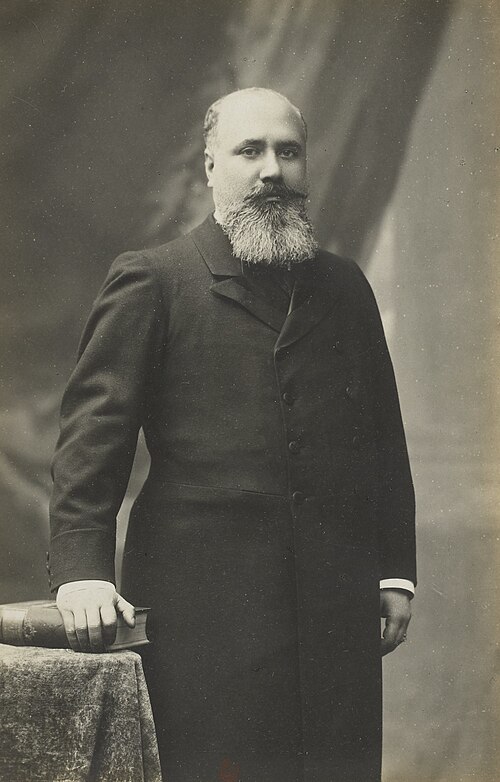 Portrait of Victor Rendon